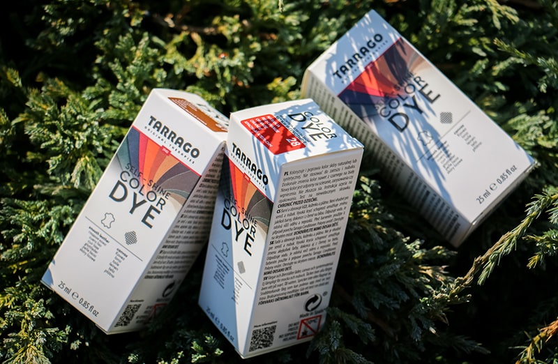 Farby akrylowe do customizacji sneakersów i jeansu. Personalizacja, renowacja skór licowych,