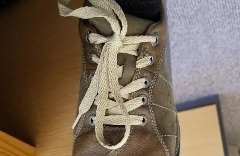 Sznurowadła płaskie beżowe do butów LACE LAB laces, personalizacja obuwia, custom, malowanie adidasów