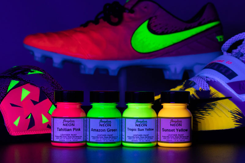 Zolta neonowa farba do customizacji sneakersów, jeansu, tkanin Angelus Acrylic Leather Paint Neon 1oz
