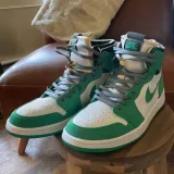 Szare skórzane sznurowadła premium z metalowymi agletami Lace Lab. Sznurówki do customizacji sneakersów - nike, adidas.