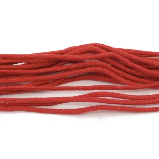 Okrągłe czerwone sznurowadła