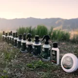 ekologiczny i kremowy odżywczy balsam do skór gładkich, do obuwia sportowego, trekkingowego wykonanego z zaawansowanych technologicznie materiałów, takich jak Gore-Tex®