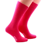 Casualowe męskie skarpety różowe z jasno różowymi wydzieleniami. Skarpety do trampek i butów eleganckich.