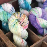 Żółtozielony Barwnik Jacquard Acid to wysoce skoncentrowane, sproszkowane barwniki na gorącą wodę do odzieży, butów i tekstyliów