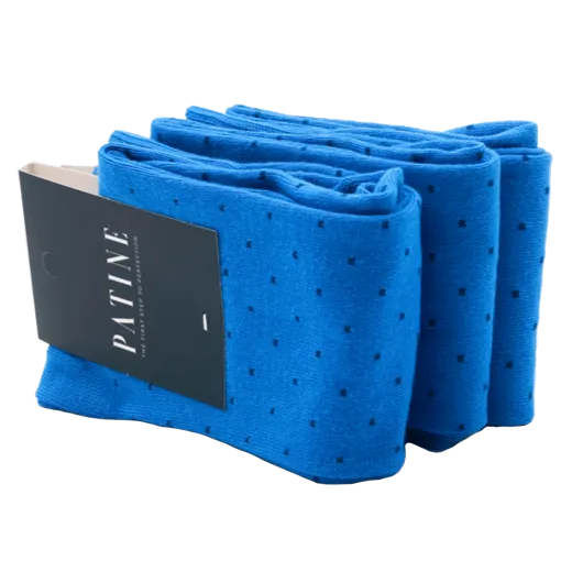 Casualowe męskie skarpety niebieskie w granatowe kropki Skarpety do trampek i butów eleganckich.