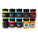 Zielone Farby akrylowe do personalizacji butów, jeansowych katan, skórzanych kurtek, plecaków, czapek, t-shirtów i innych akcesoriów.