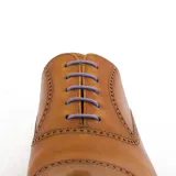 Wytrzymałe purpurowe sznurowadła woskowane do eleganckich butów