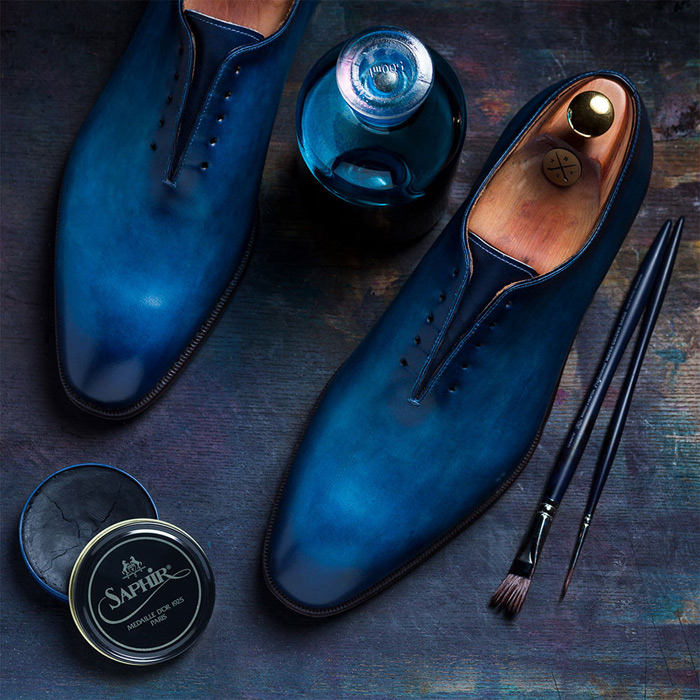 Męskie eleganckie buty wholecut niebieskie. Ręcznie patynowane obuwie.